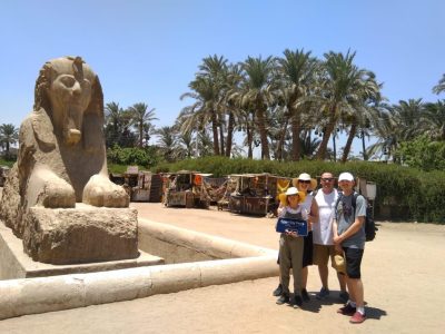 Las pirámides Saqara y la ciudad de Menfis excursión